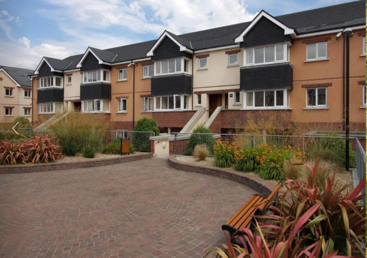 Kings Court Holiday Apartments Tralee Exterior foto