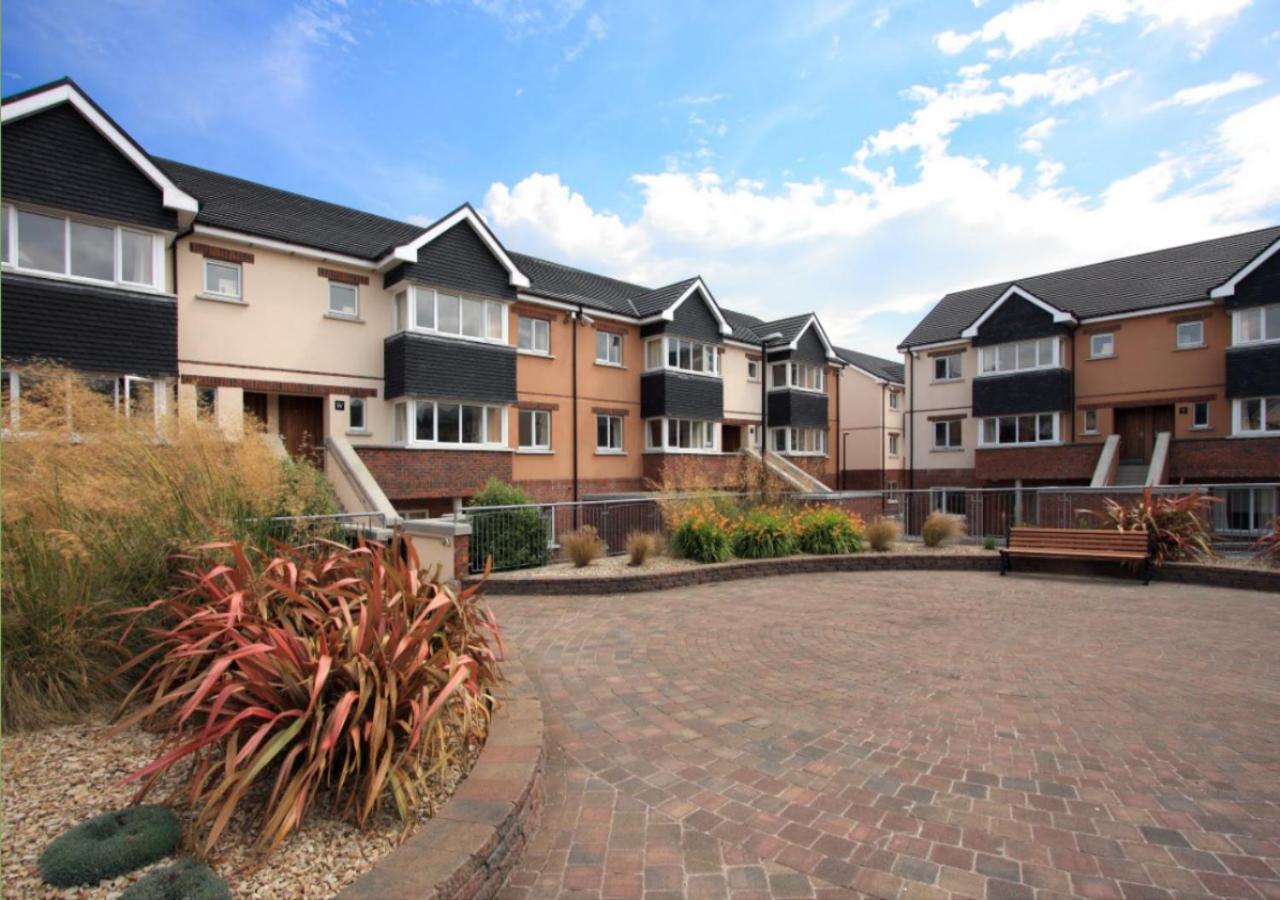 Kings Court Holiday Apartments Tralee Exterior foto