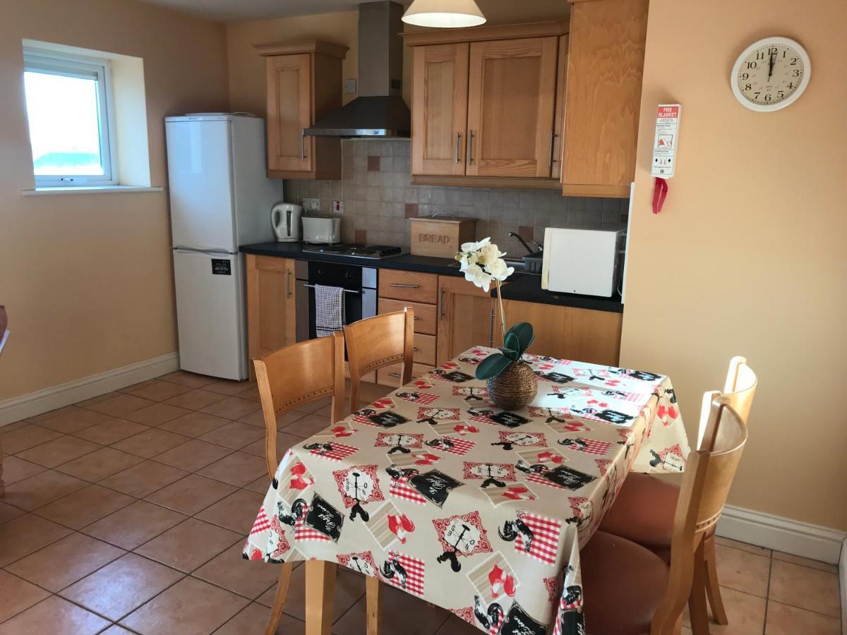 Kings Court Holiday Apartments Tralee Exterior foto
